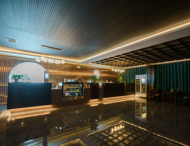 武汉洪山SPA精油挑选指南：找到属于你的那一瓶"灵魂香气"